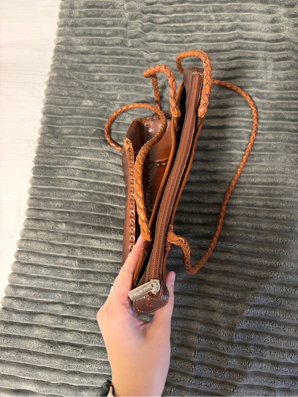 Vintage Italian Leather Purse - Picture 4 of 9